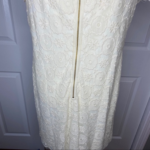 🔥SOLD🔥 Maggy London Retro Lace Overlay Dress Cream 12 - Picture 9 of 16